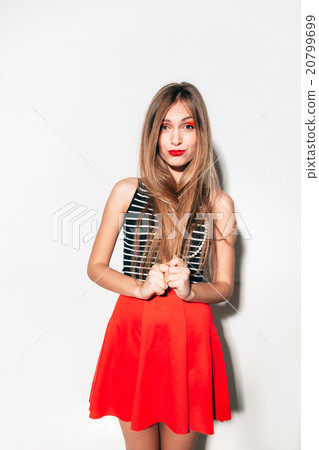 Surprised reaction bright girl  20799699