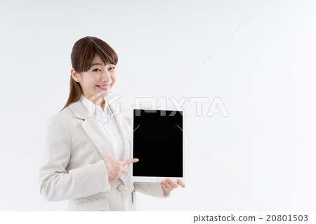 一個女人與一台平板電腦 一個女人與一台平板電腦 20801503