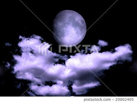 The moon in the night sky in clouds 20802405
