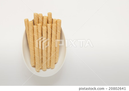 Who doesn't love a snack? Who doesn't love a snack? 20802641