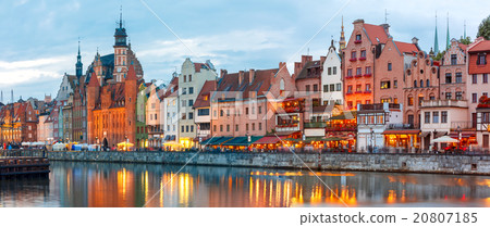 Old Town and Motlawa River in Gdansk, Poland 20807185