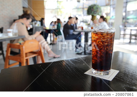 Cola in close up 20807861