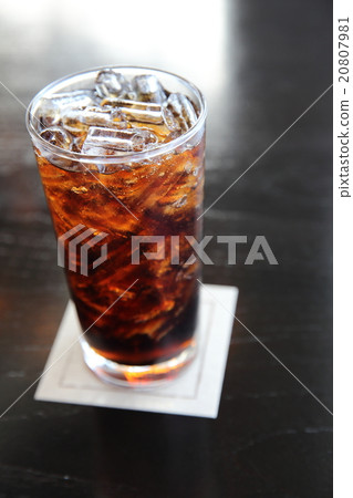 Cola in close up 20807981