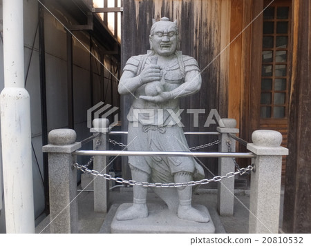 惡魔的雕像 20810532