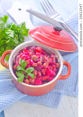 salad with beet 20812047