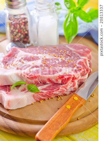 raw meat with spice raw meat with spice 20813337