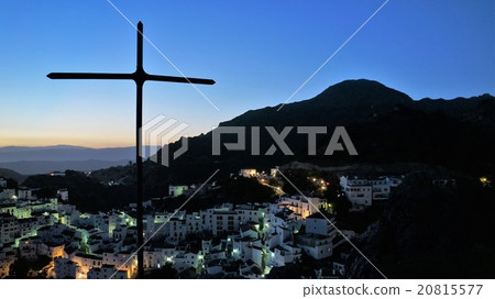 卡薩雷斯的黃昏 [西班牙/安達盧西亞] 20815577