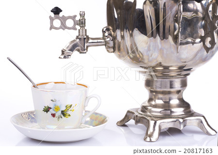 Traditional russian tea kettle and teacup 20817163