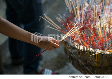 Incense sticks are burning. Incense sticks are burning. 20830029