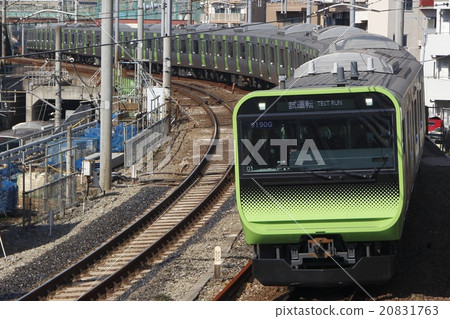 Yamanote Line E235 train carrying test operation Yamanote Line E235 train carrying test operation 20831763