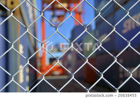 Wire mesh: container yard 20838455