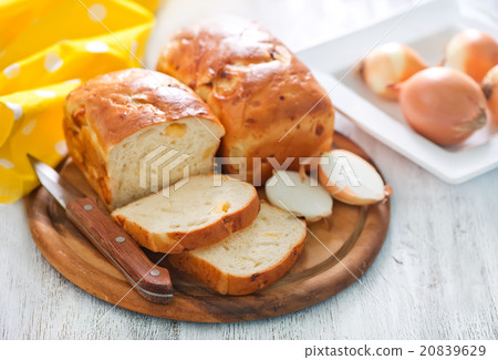 onion bread 20839629