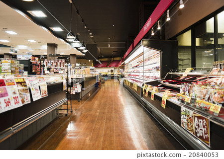 Senior supermarket 20840053