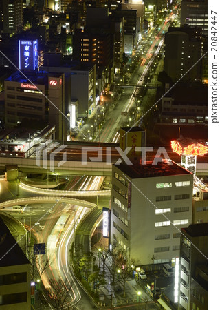 Sak市,大阪縣街道的夜視圖 Sak市,大阪縣街道的夜視圖 20842447