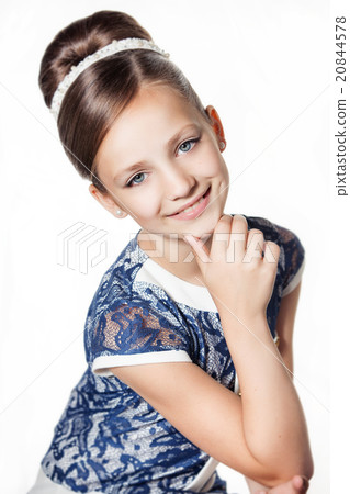Portrait of a little fashion kid girl Portrait of a little fashion kid girl 20844578
