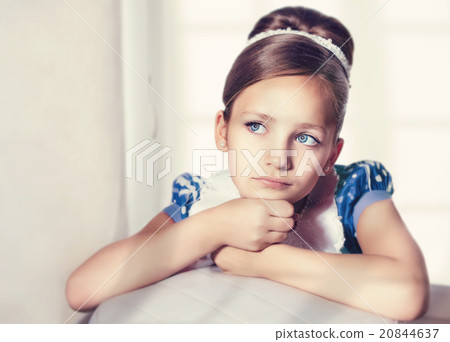 Portrait of a little fashion kid girl Portrait of a little fashion kid girl 20844637