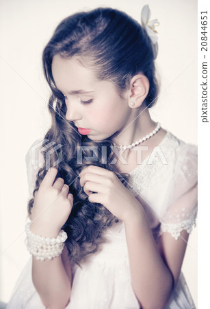 Portrait of a little fashion kid girl Portrait of a little fashion kid girl 20844651
