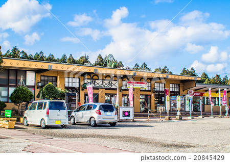 Muromachi station in front 20845429