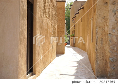 Arabic old towns and buildings / Arabic traditional buildings and to 20847165