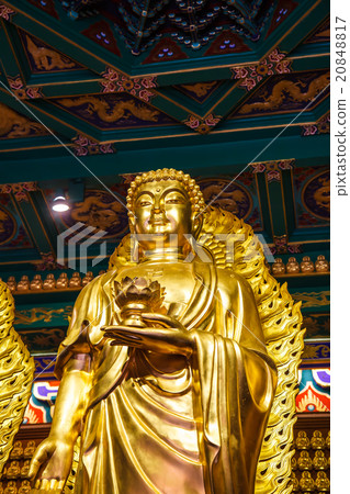 Buddha statues Wat Borom Racha Kanchana Phisake Buddha statues Wat Borom Racha Kanchana Phisake 20848817
