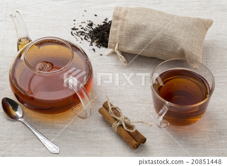 Glass cup and teapot freshly brewed black tea Glass cup and teapot freshly brewed black tea 20851448