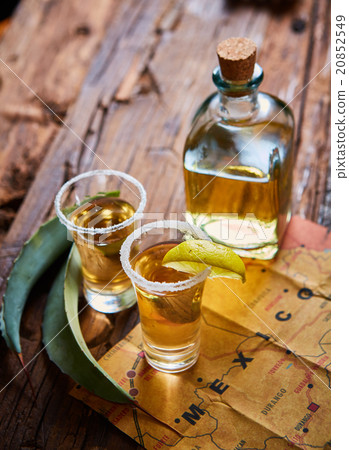 Tequila shot with lime and sea salt  20852549