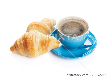 Fresh croissants and coffee 20852713