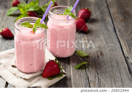 Strawberry milkshake. 20852944