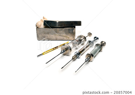 vintage syringe set vintage syringe set 20857004