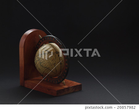 Globe type book end Globe type book end 20857982