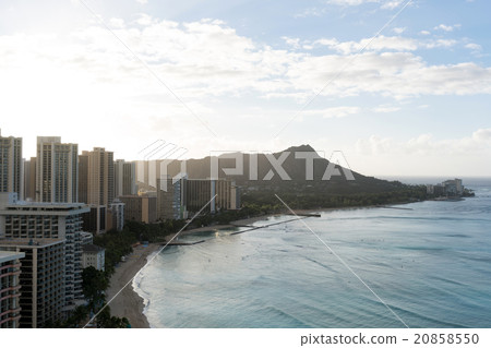 Waikiki Beach and Diamond Head at dawn 20858550