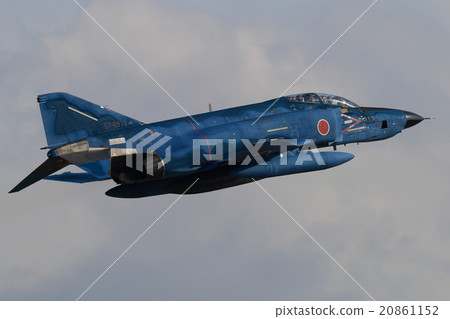空中自衛隊戰鬥機起飛RF-4E近海偽裝 空中自衛隊戰鬥機起飛RF-4E近海偽裝 20861152