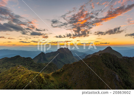 Layer of mountains and mist at sunset time 20863602