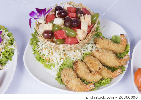 Deep fried Shrimp fruit salad 20866006