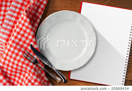 Notebook Plate and Cutlery Notebook Plate and Cutlery 20868434