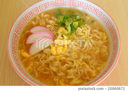 Instant noodles (Kumamoto style Tonkotsu) 20868672