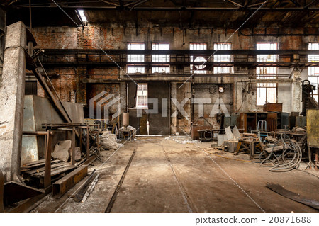 Abandoned industrial interior 20871688