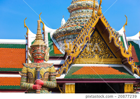 Giant statue in Thailand grand palace Giant statue in Thailand grand palace 20877239