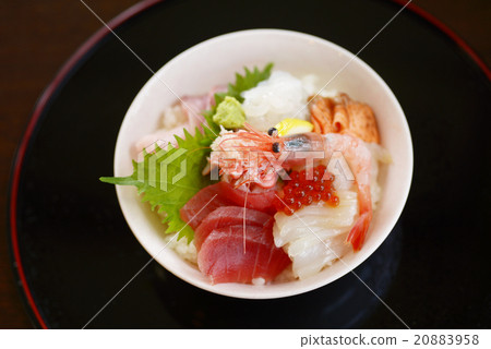 Seafood bowl Sweet shrimp White shrimp tuna Ikura Sea of Japan Sea salmon crab Squid 20883958