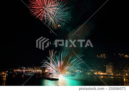 Omiichi Sumiyoshi fireworks festival (Onomichi city, Hiroshima prefecture) Omiichi Sumiyoshi fireworks festival (Onomichi city, Hiroshima prefecture) 20886071