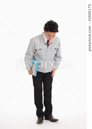 穿著制服的一個人佩帶問候 20886179