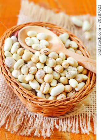 raw beans raw beans 20887023