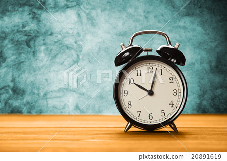 Vintage alarm clock 20891619