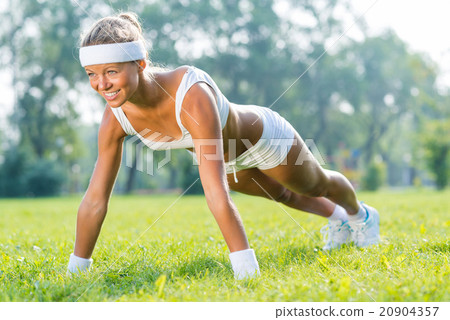 Outdoor workout Outdoor workout 20904357