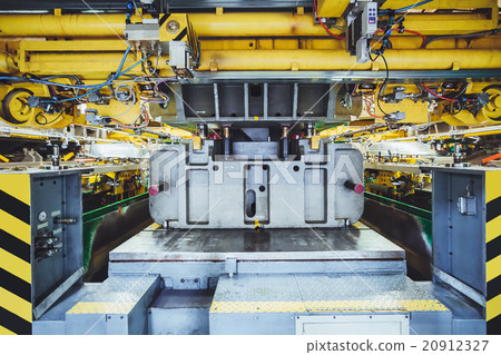 stamping line on car manufacture stamping line on car manufacture 20912327