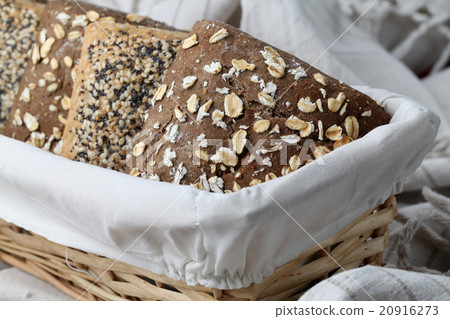 Wholemeal bread Wholemeal bread 20916273