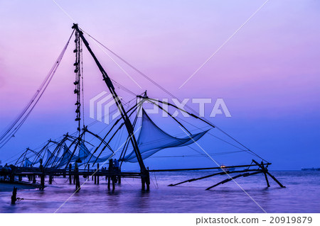 Chinese fishnets on sunset. Kochi, Kerala, India 20919879