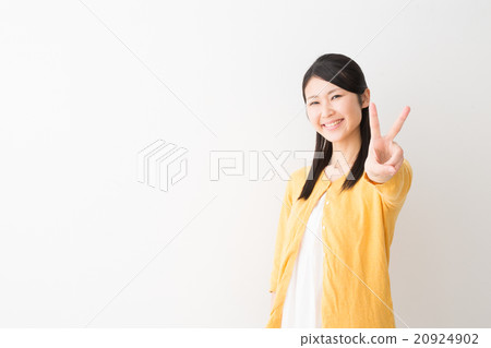 Woman Woman 20924902