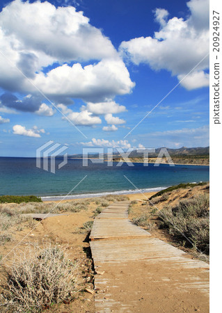 Road to Paradise 20924927