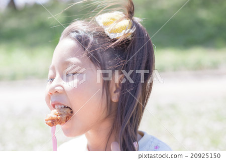 eating, picnic, picnicking 20925150